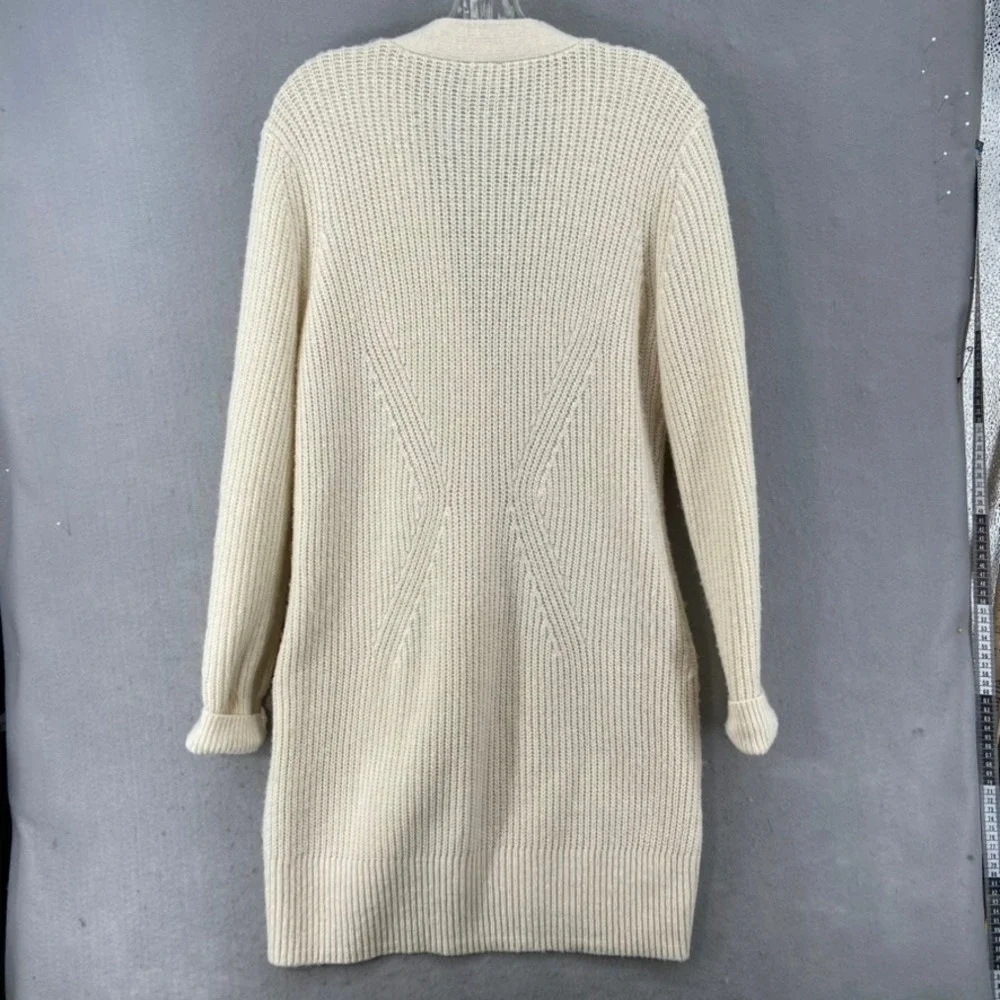Cabi Cardigan Womens Sz M Cream Knit Button Front V Neck‎ Long Sleeve Long Line